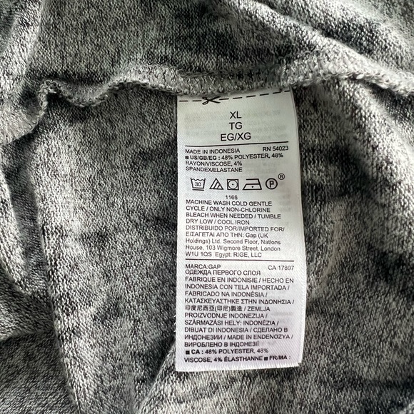 Gap Stretchy Knit top - Picture 5 of 5